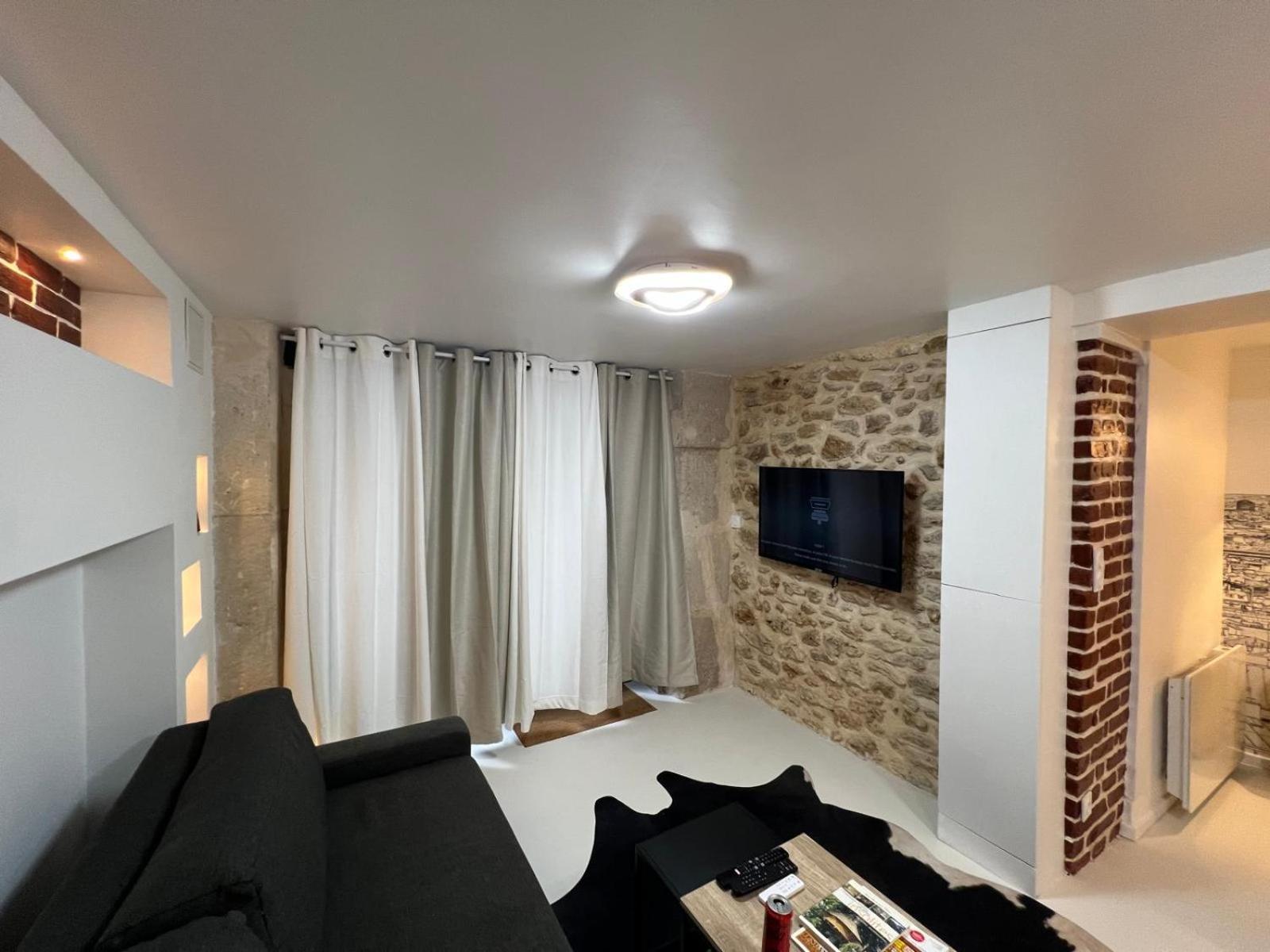 Appartement Design Quartier Montmartre-Sacre-Coeur! Paris Xviiie エクステリア 写真